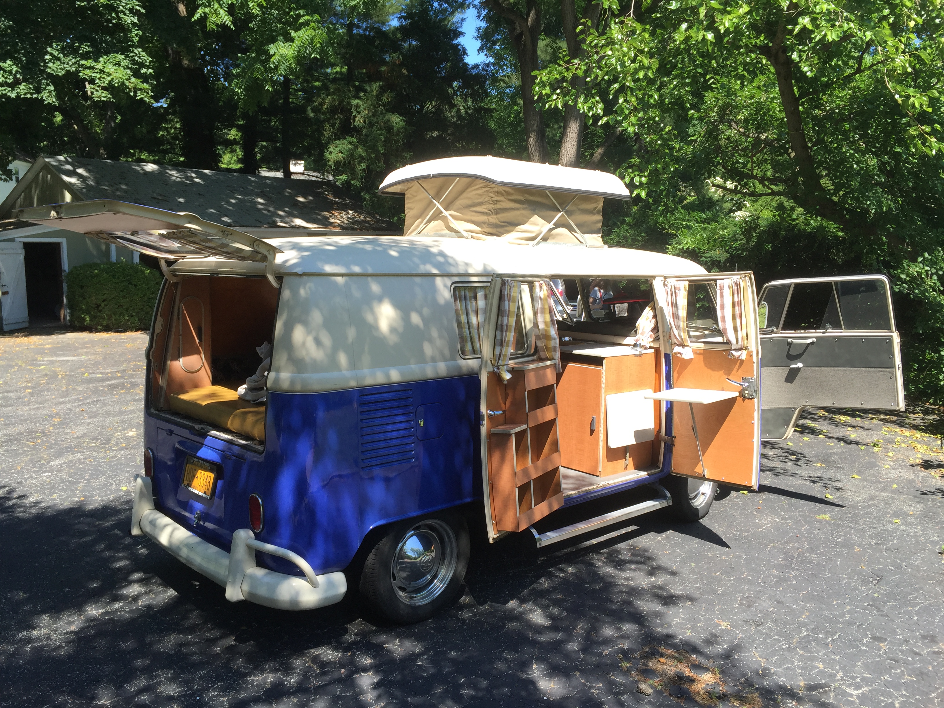 1966 Volkswagen Type 2 Camper Van - Classic Hippie Van